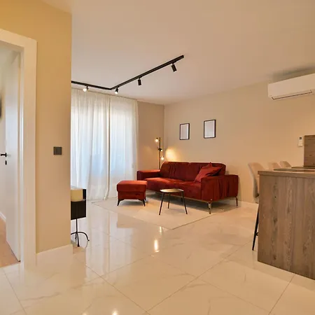 Apartman Noir Design-wohnung By Interhome Trogir