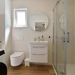 Noir Design-wohnung By Interhome Trogir