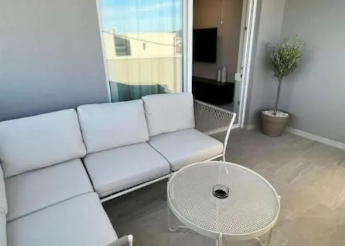 Appartement Noir Design-wohnung By Interhome *