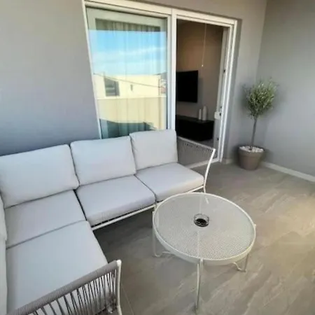 Apartamento Noir Design-wohnung By Interhome *