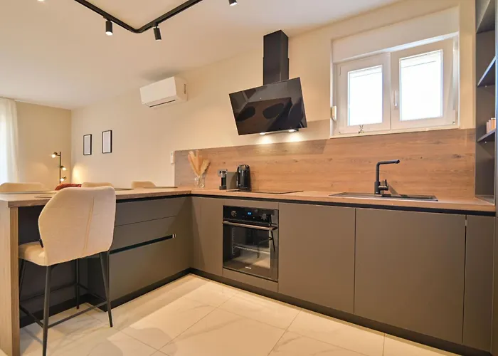 Apartment Noir Design-wohnung By Interhome *