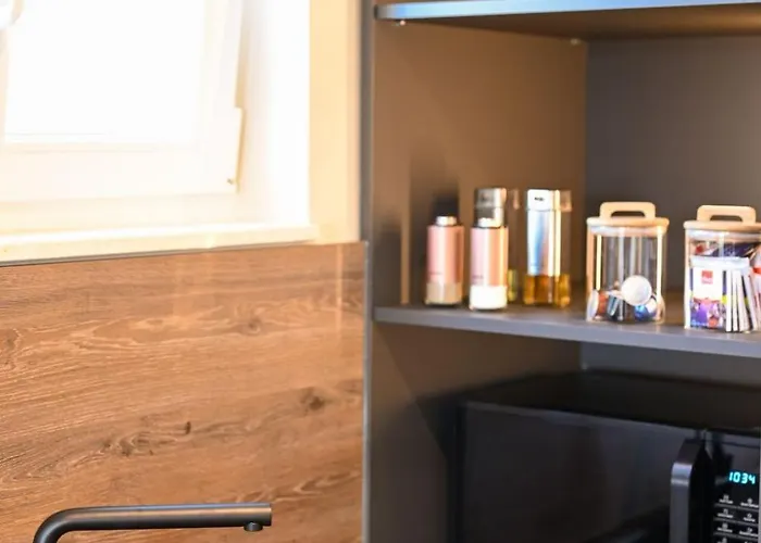 Noir Design-wohnung By Interhome Apartment Trogir